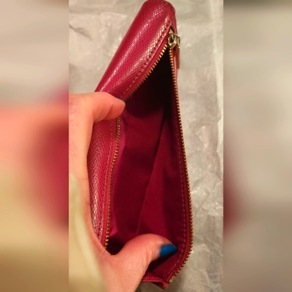 VINTAGE Coach New York Long Slim Flap Leather Wallet with Zip 8 X 4.25 Red